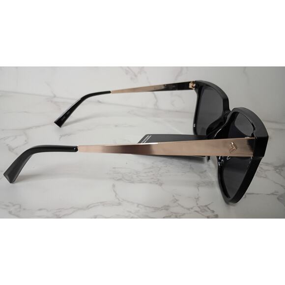 Kendall + Kylie ROXY Black Oversized Womens Sunglasses - NEW - Picture 3 of 7